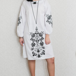 Плаття бохо з вищивкою на льоні