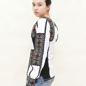 Авторська сорочка вишиванка тканина льон вишита сорочка жіноча на льоні