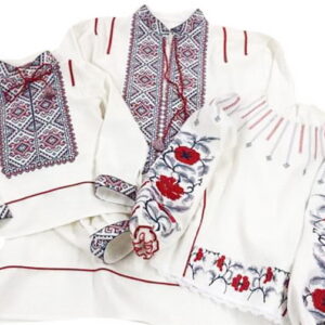 комплект родинних вишиванок для усієї родини