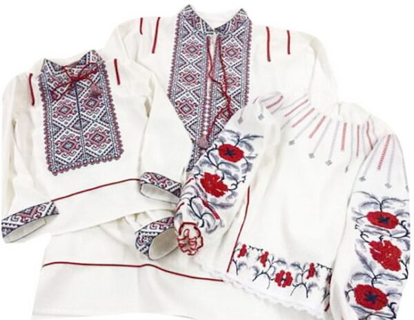 комплект родинних вишиванок для усієї родини